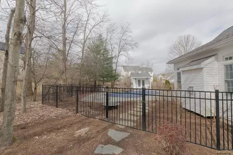 65 Hasgate Dr, Delmar, NY 12054 photo 25