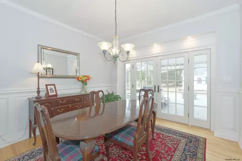 65 Hasgate Dr, Delmar, NY 12054 photo 37