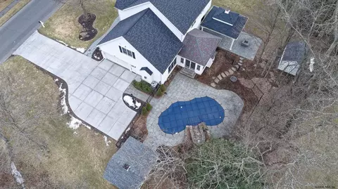 65 Hasgate Dr, Delmar, NY 12054 photo 9