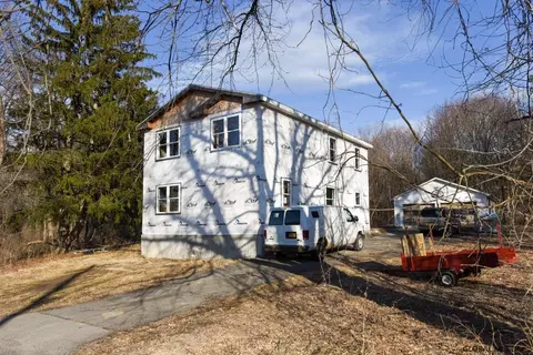 2174 Lenox Rd, Schenectady, NY 12308 photo 1