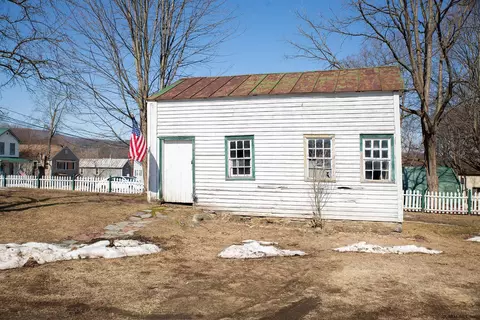321 Main St, Corinth, NY 12822 photo 18