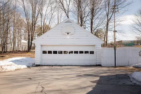 321 Main St, Corinth, NY 12822 photo 17