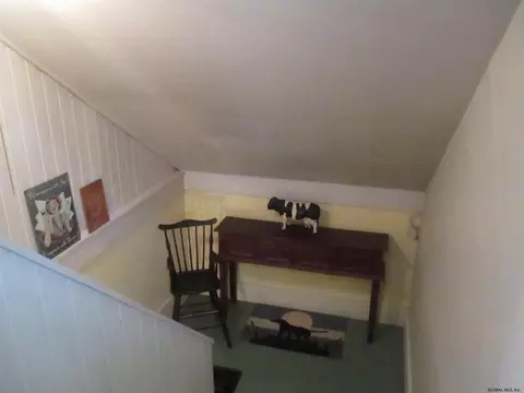 132 Elsmere Ave, Delmar, NY 12054 photo 17