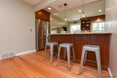 126 Devon Rd, Delmar, NY 12054 photo 3