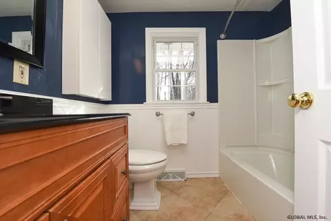 126 Devon Rd, Delmar, NY 12054 photo 9