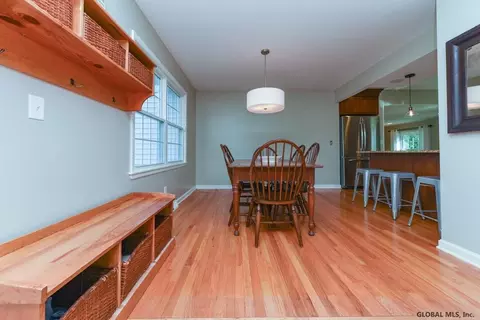 126 Devon Rd, Delmar, NY 12054 photo 4