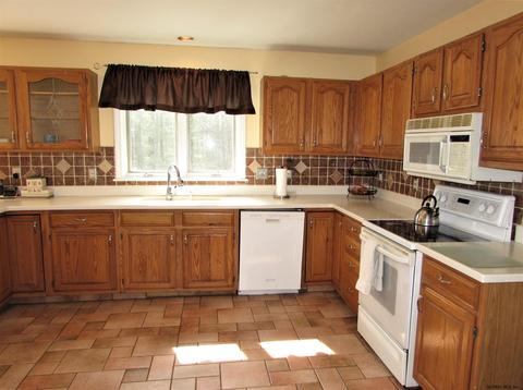 22 Mann Blvd, Halfmoon, NY 12065 photo 15