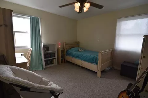 225 Starr Ave, Schenectady, NY 12304 photo 7
