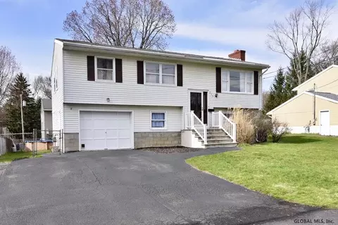 225 Starr Ave, Schenectady, NY 12304 photo 1