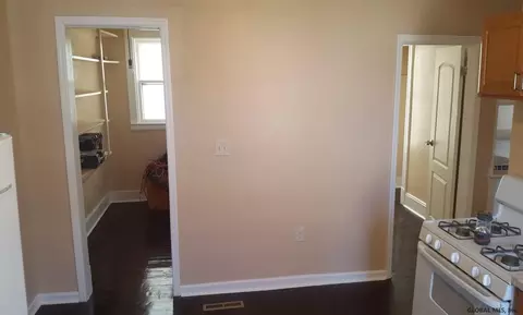 1620 Becker St, Schenectady, NY 12304 photo 27