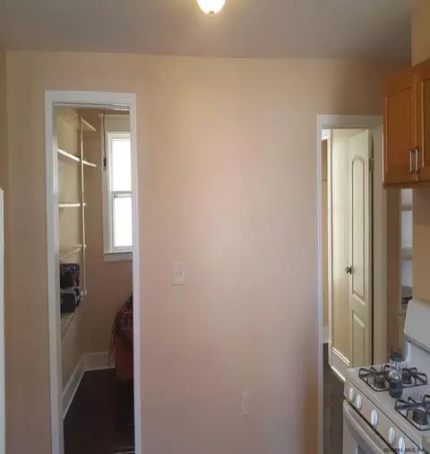 1620 Becker St, Schenectady, NY 12304 photo 22