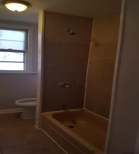 1620 Becker St, Schenectady, NY 12304 photo 30
