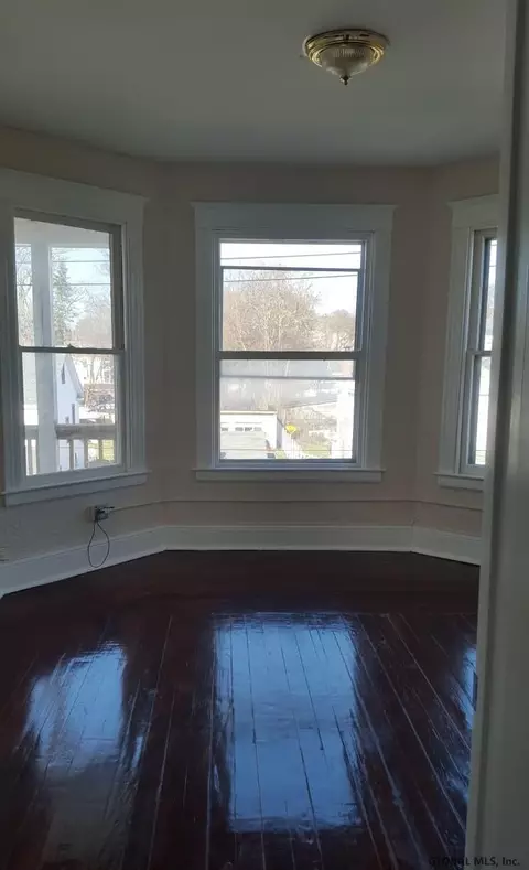 1620 Becker St, Schenectady, NY 12304 photo 9