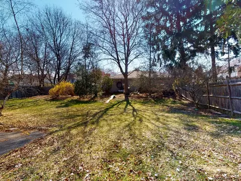1160 Mcclellan St, Schenectady, NY 12309 photo 35