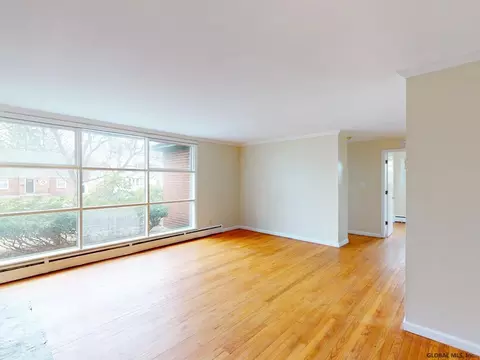 1160 Mcclellan St, Schenectady, NY 12309 photo 4