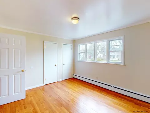 1160 Mcclellan St, Schenectady, NY 12309 photo 21