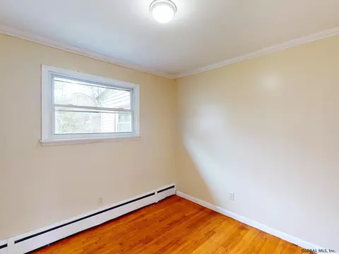 1160 Mcclellan St, Schenectady, NY 12309 photo 22