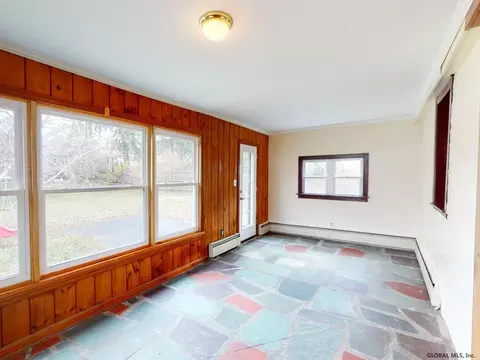 1160 Mcclellan St, Schenectady, NY 12309 photo 14