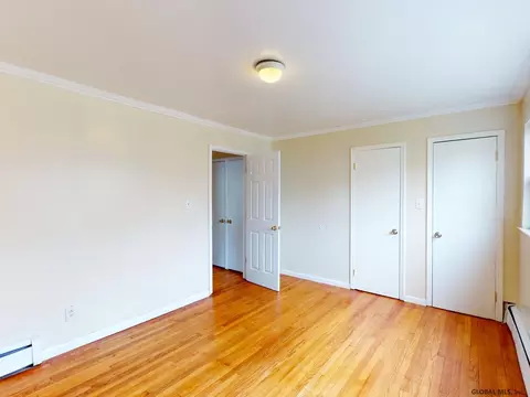 1160 Mcclellan St, Schenectady, NY 12309 photo 19