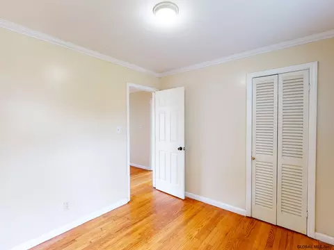 1160 Mcclellan St, Schenectady, NY 12309 photo 25