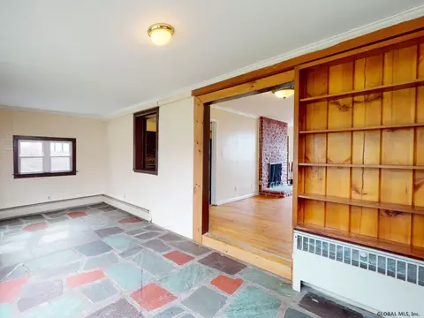 1160 Mcclellan St, Schenectady, NY 12309 photo 16
