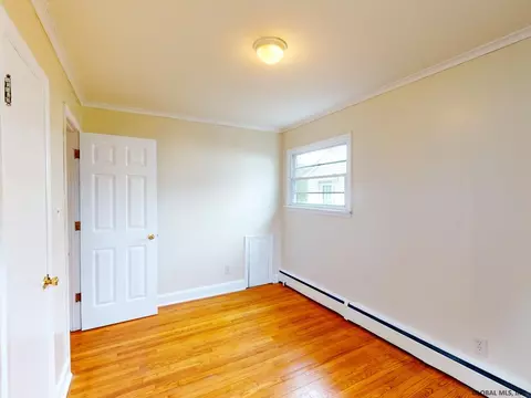 1160 Mcclellan St, Schenectady, NY 12309 photo 29