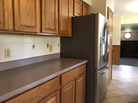 695 Downing St, Schenectady, NY 12309 photo 13