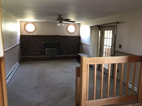 695 Downing St, Schenectady, NY 12309 photo 19