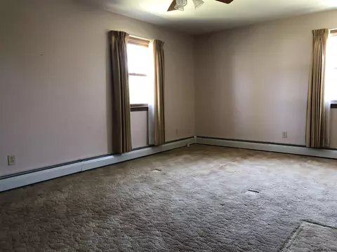 695 Downing St, Schenectady, NY 12309 photo 28