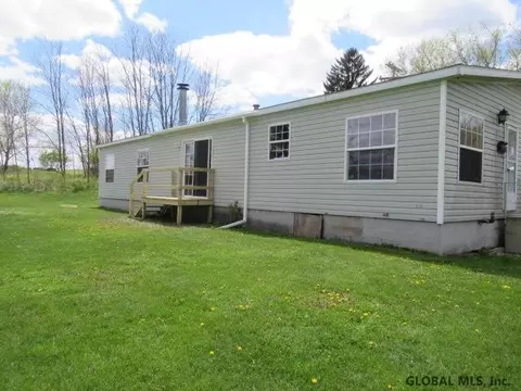 3 Abbott St, Hoosick Falls, NY 12090 photo 4