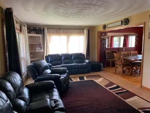 4 Willis Dr, Herkimer, NY 13350 photo 2