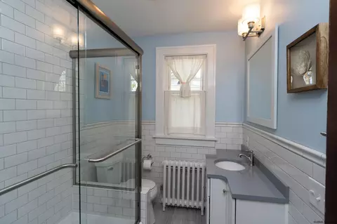 4 Burhans Pl, Delmar, NY 12054 photo 30