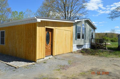 288 Stoddard Rd, Hampton, NY 12837 photo 3