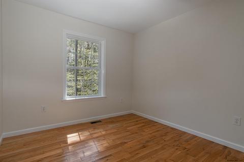 396 Waters Rd, Schenectady, NY 12302 photo 20