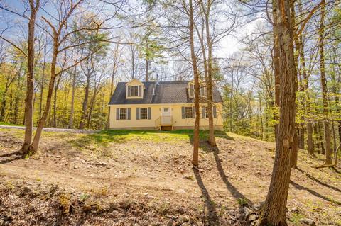 396 Waters Rd, Schenectady, NY 12302 photo 1