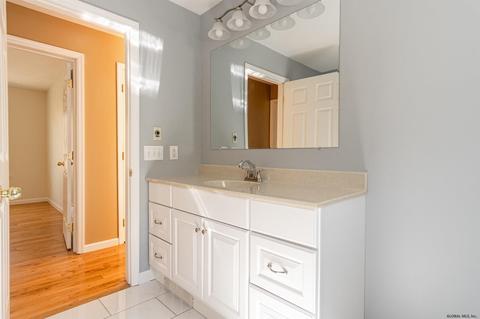 396 Waters Rd, Schenectady, NY 12302 photo 17