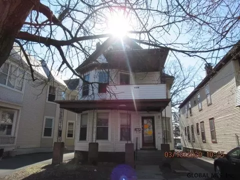 50 Mcclellan St, Schenectady, NY 12304 photo 1