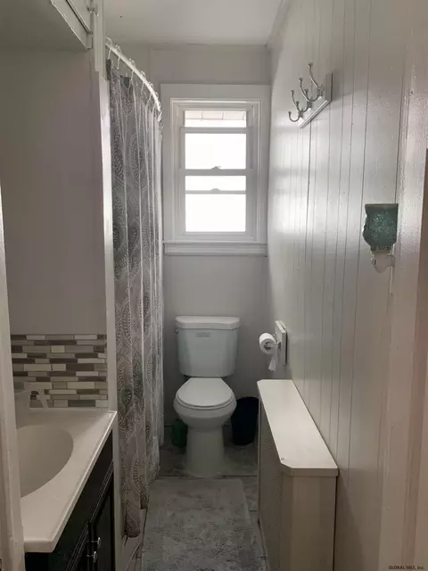 1234 3rd Ave, Schenectady, NY 12303 photo 11