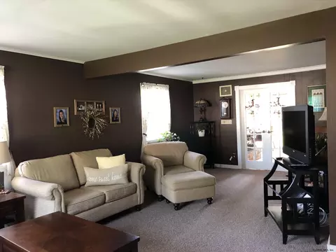 1111 Cushing Ln, Schenectady, NY 12303 photo 7