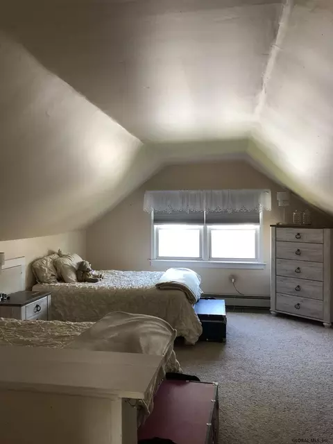 1111 Cushing Ln, Schenectady, NY 12303 photo 23