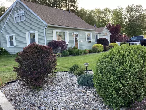 1111 Cushing Ln, Schenectady, NY 12303 photo 31