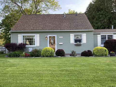 1111 Cushing Ln, Schenectady, NY 12303 photo 32