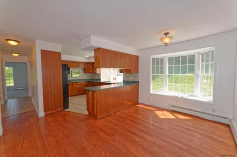 155 Deepkill Rd, Troy, NY 12182 photo 16
