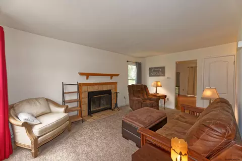 1 Cooks Ct, Waterford, NY 12188 photo 6
