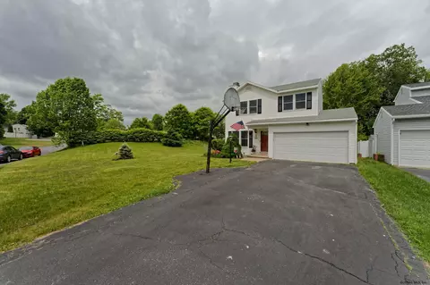 1 Cooks Ct, Waterford, NY 12188 photo 4