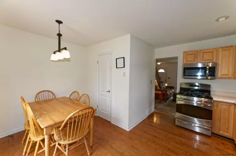 1 Cooks Ct, Waterford, NY 12188 photo 12