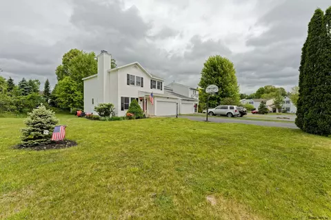 1 Cooks Ct, Waterford, NY 12188 photo 3