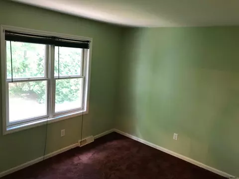 25 Timber Ln, Glenmont, NY 12077 photo 26