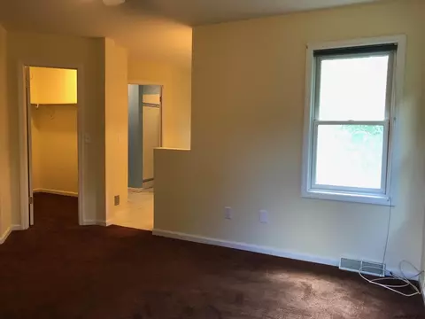 25 Timber Ln, Glenmont, NY 12077 photo 20