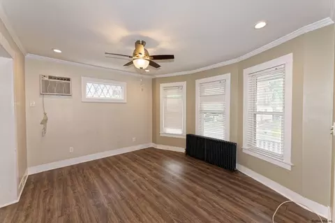 1046 Keyes Ave, Schenectady, NY 12309 photo 6
